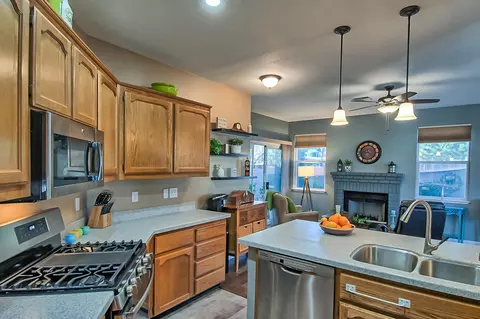 512 Mammoth Path, Redding, CA 96003 photo 14