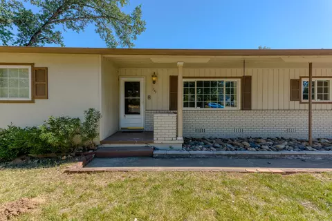 797 Joaquin Ave, Redding, CA 96002 photo 3