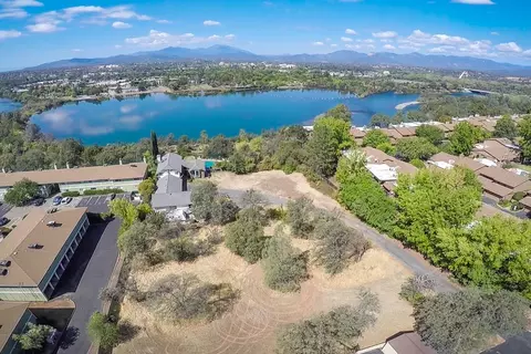 2026 Bechelli Ln, Redding, CA 96002 photo 5