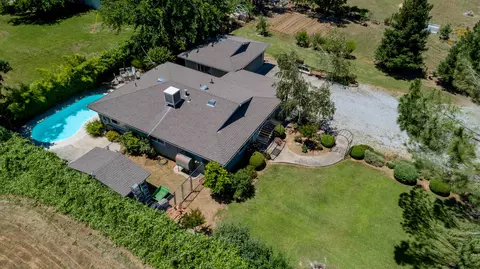 6172 Wee Ln, Anderson, CA 96007 photo 33