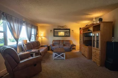 2340 Walbridge St, Red Bluff, CA 96080 photo 6