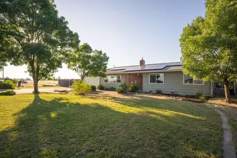 2340 Walbridge St, Red Bluff, CA 96080 photo 1