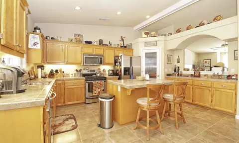 4508 Cerro, Redding, CA 96001 photo 5