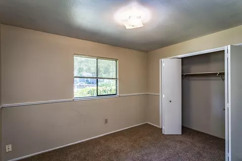 895 Oakmont Dr, Redding, CA 96003 photo 15