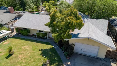 6762 Riverside Dr, Redding, CA 96001 photo 1