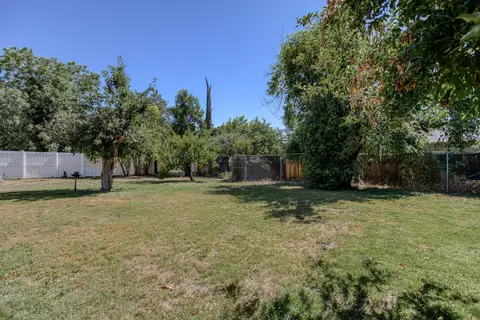 6762 Riverside Dr, Redding, CA 96001 photo 10