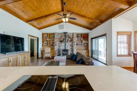 3677 Rosita Dr, Redding, CA 96001 photo 10