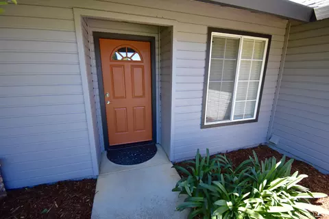 2543 Dewberry Dr, Redding, CA 96003 photo 3