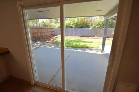 2543 Dewberry Dr, Redding, CA 96003 photo 12