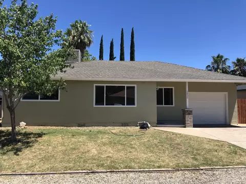 2435 Beverly Dr, Redding, CA 96002 photo 1