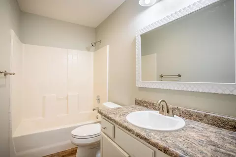 2130 Hemingway St, Redding, CA 96003 photo 12