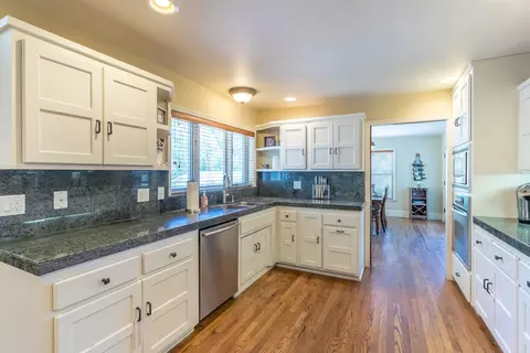 15236 Diggins Way, Redding, CA 96001 photo 11