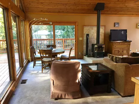 300 Azalea Dr, Trinity Center, CA 96091 photo 4