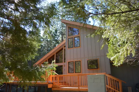 300 Azalea Dr, Trinity Center, CA 96091 photo 15