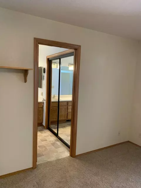 1904 Breckenwood Dr, Redding, CA 96002 photo 14