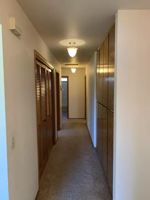 1904 Breckenwood Dr, Redding, CA 96002 photo 8