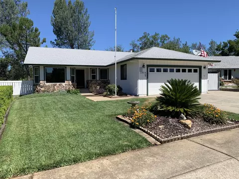 1904 Breckenwood Dr, Redding, CA 96002 photo 1