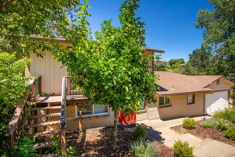 1940 Sonoma St, Redding, CA 96001 photo 2