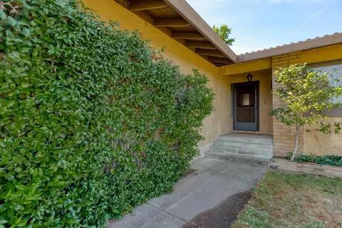 3811 Cal Ore Dr, Redding, CA 96001 photo 5