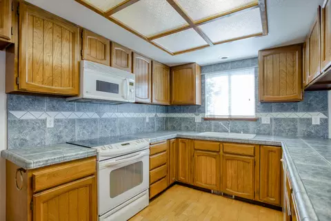 3811 Cal Ore Dr, Redding, CA 96001 photo 14