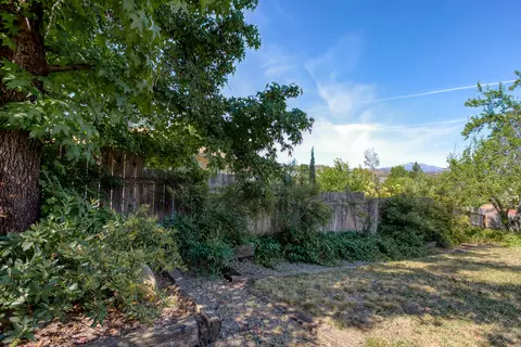 3811 Cal Ore Dr, Redding, CA 96001 photo 32