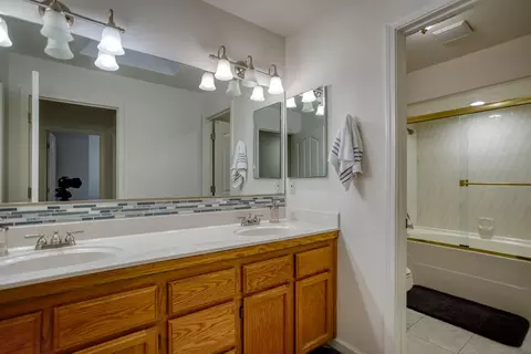 555 Reddington Dr, Redding, CA 96003 photo 17