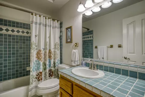 555 Reddington Dr, Redding, CA 96003 photo 15