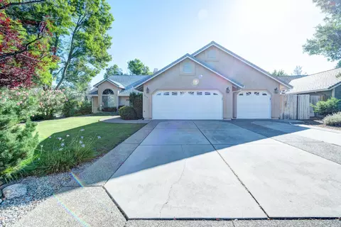 555 Reddington Dr, Redding, CA 96003 photo 1