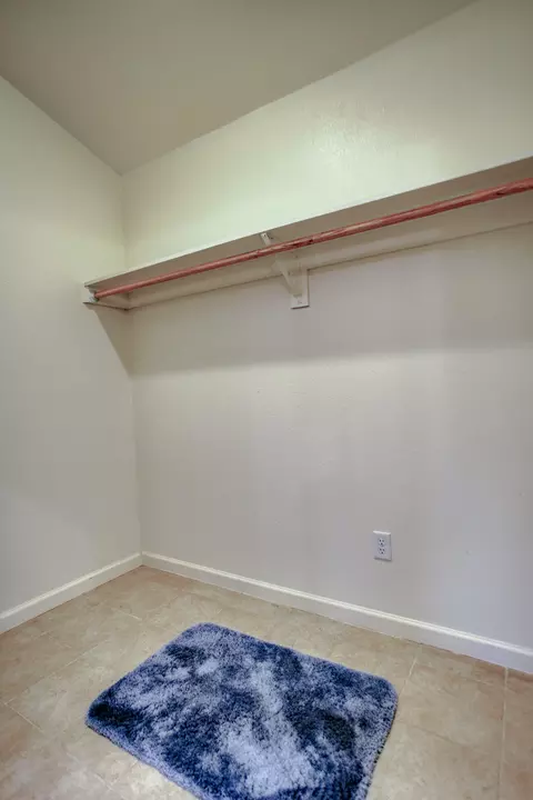 555 Reddington Dr, Redding, CA 96003 photo 27