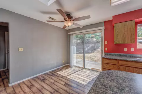 20806 Bernard Way, Redding, CA 96003 photo 13