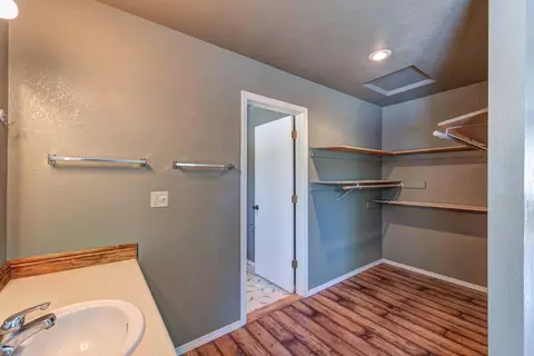 20806 Bernard Way, Redding, CA 96003 photo 24