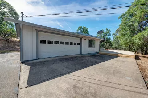 20806 Bernard Way, Redding, CA 96003 photo 4
