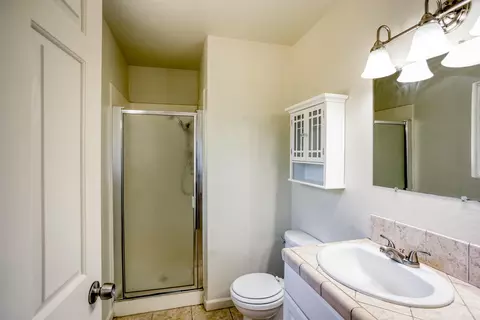 2580 Rosebud Ln, Redding, CA 96002 photo 11