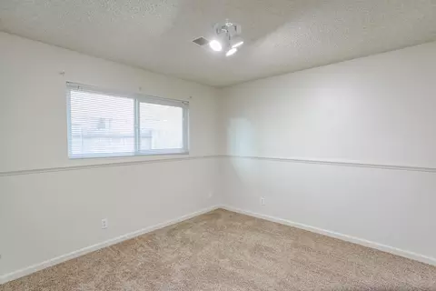 2580 Rosebud Ln, Redding, CA 96002 photo 12