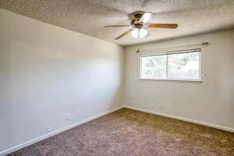 2580 Rosebud Ln, Redding, CA 96002 photo 13