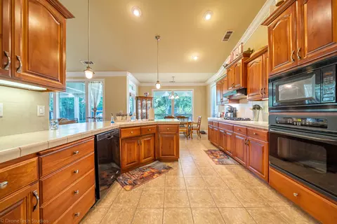 2854 Madison River Dr, Redding, CA 96002 photo 17
