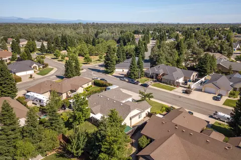 2854 Madison River Dr, Redding, CA 96002 photo 45