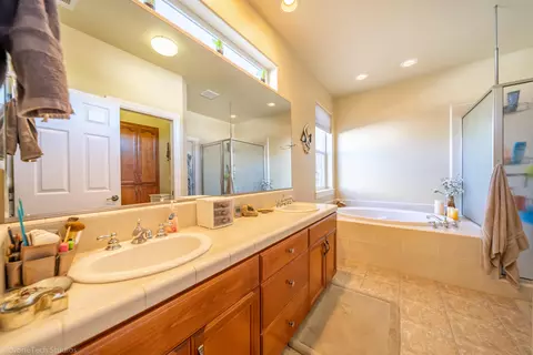 2854 Madison River Dr, Redding, CA 96002 photo 24