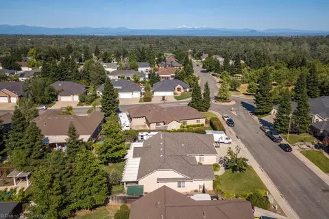2854 Madison River Dr, Redding, CA 96002 photo 44