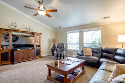 4517 Blue Creek Dr, Redding, CA 96002 photo 2