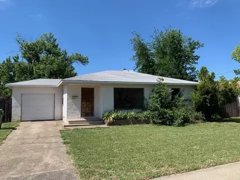 918 Placer St, Redding, CA 96001 photo 1