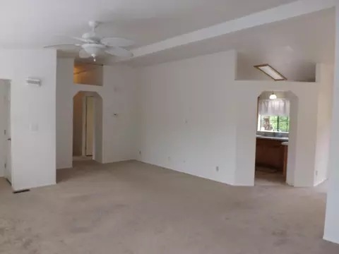 472 Mammoth Path, Redding, CA 96003 photo 10