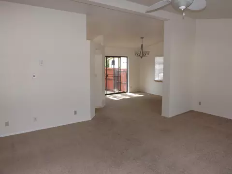 472 Mammoth Path, Redding, CA 96003 photo 3