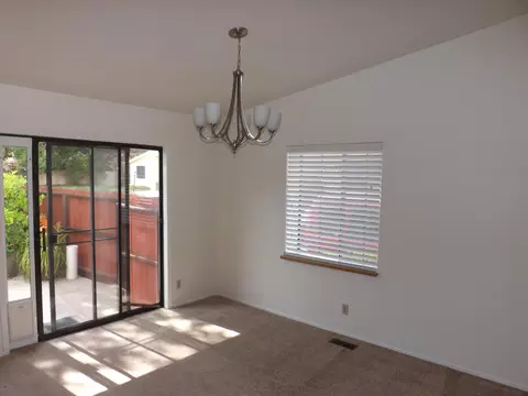 472 Mammoth Path, Redding, CA 96003 photo 11