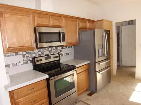 472 Mammoth Path, Redding, CA 96003 photo 1