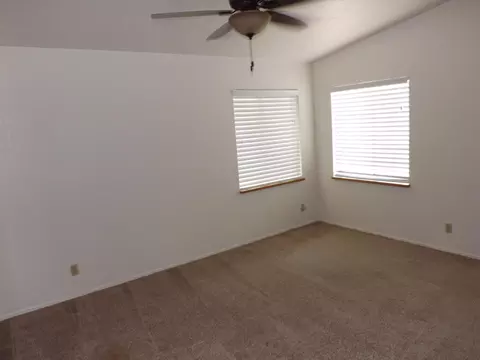 472 Mammoth Path, Redding, CA 96003 photo 17