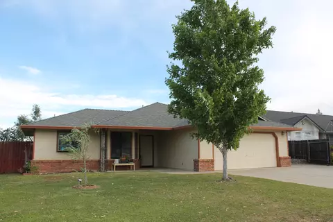 2789 Dawnridge Dr, Redding, CA 96001 photo 2