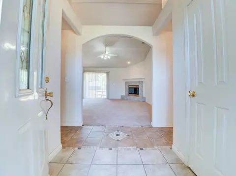 19459 Posey Ln, Redding, CA 96003 photo 2