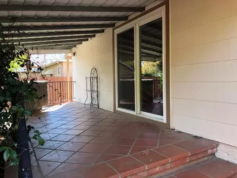 2457 Waldon St, Redding, CA 96001 photo 4
