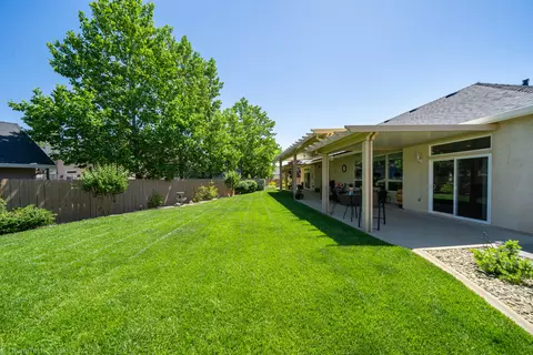 4685 Big Horn Dr, Redding, CA 96002 photo 19